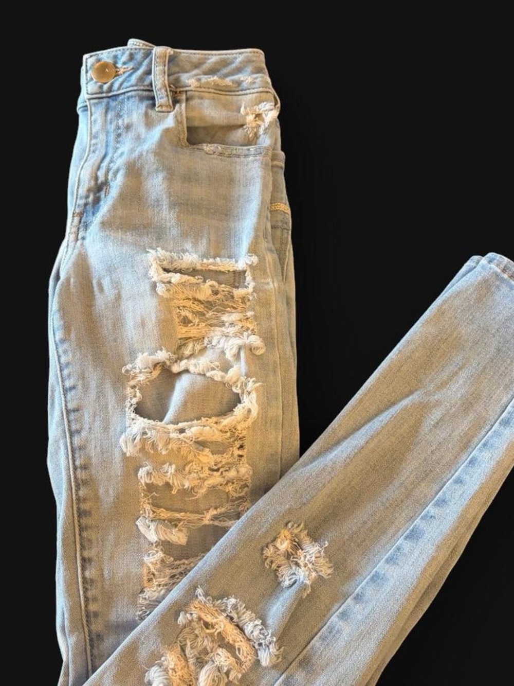 American Eagle Outfitters Light Wash Ripped Skinny Jeans